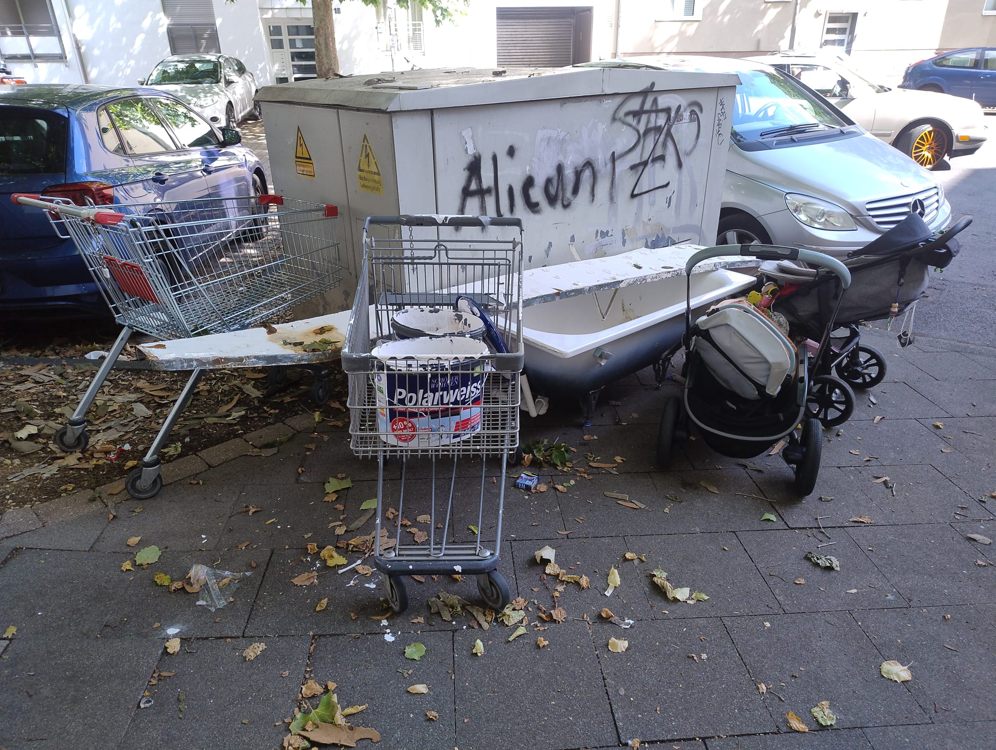 Juli 2025: Müllplatz Steubenstraße