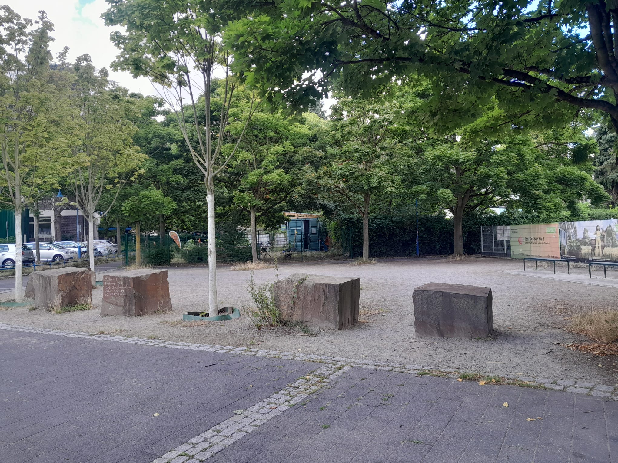 Juli 2025: Blick auf den Genovevahof