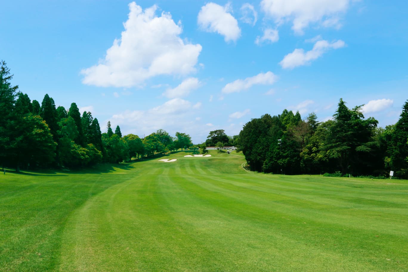 Hole9 Par4　2nd Shot