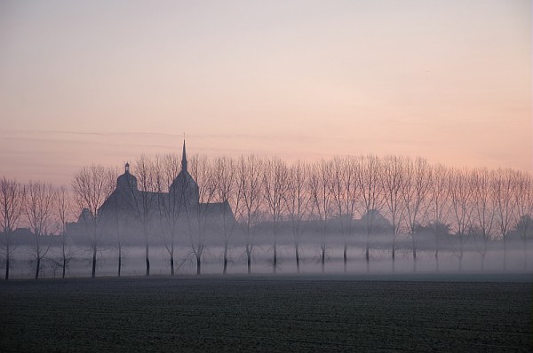 L'Abbaye de Fleury dans la brume