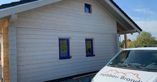 Blockhaus als Niedrigenergiehaus - Massivholzhaus - Finnische Holzhäuser in Blockbauweise  - Bayern - München