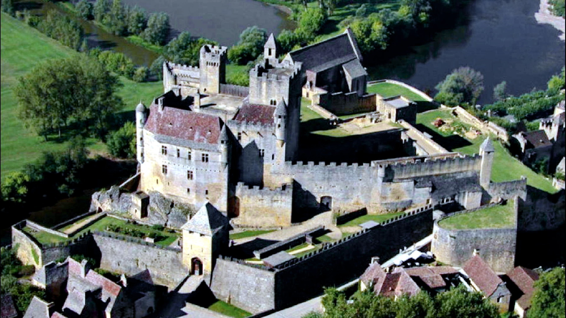 Château de Beynac - vue 2