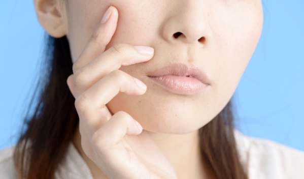 ノンエーはニキビが悪化するの 実際はどうなの Nona Sihan ページ