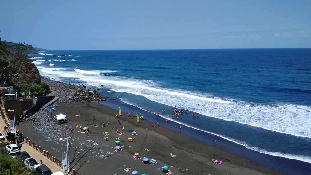 EL SOCORRO - THE surfers BEACH on the north coast! Most beautiful setup, nice BAR, great waves, but NIX for swimming, very dangerous currents!