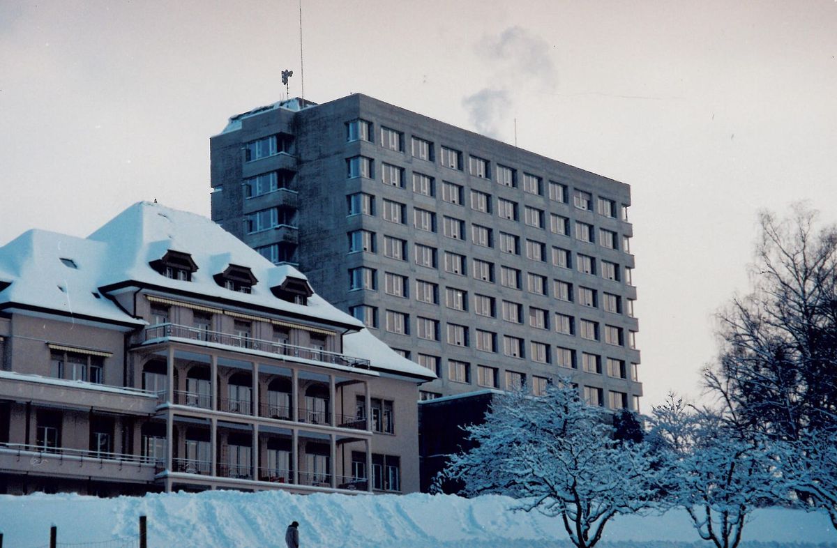 Spitalgeschichte (1990–2002): das zentrale Spital der Region