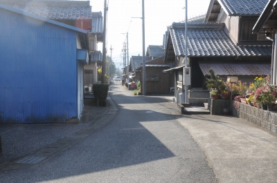 最古の東海道線の線路跡。関ヶ原は岐阜で最初に鉄道が通りました。