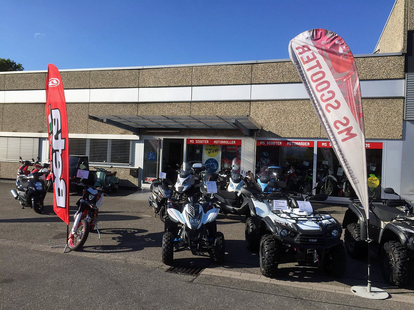 Start MS SCOOTER Quads, Motorroller und Motorräder