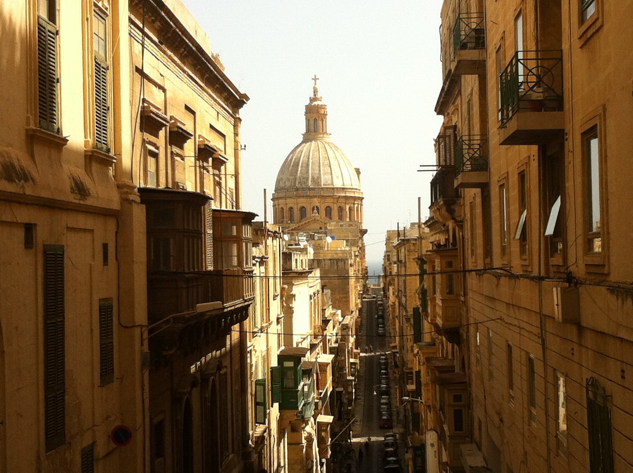 Enge Gassen in Maltas Hauptstadt Valletta