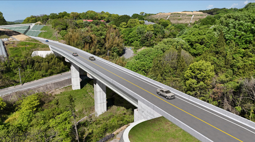 広島県に整備される道路の高架道路完成イメ－ジ