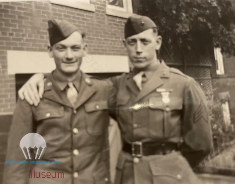 Morris SWACKHAMMER (36th ID) and his brother Léon (Marines Corps)