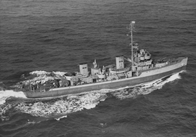 USS Chickadee