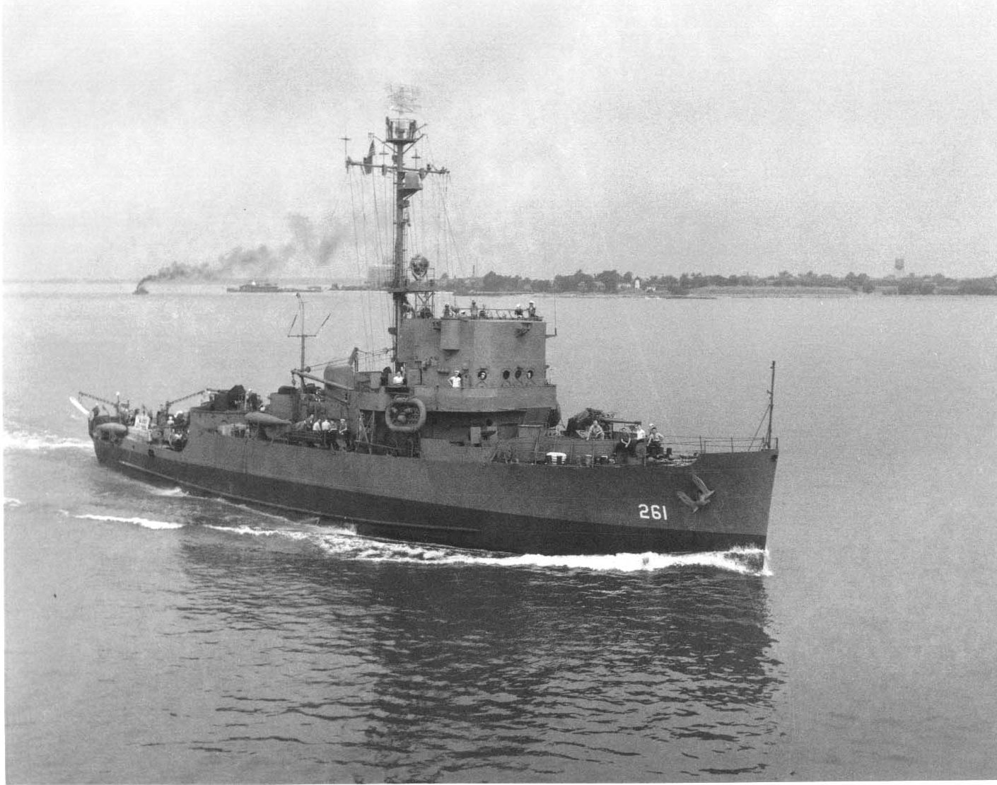 USS Mainstay