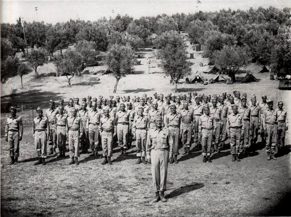 "D" Battery , 460th Field Artillery Battalion , Italy 1944 / Captain George SCHNEBLI commanding officer.