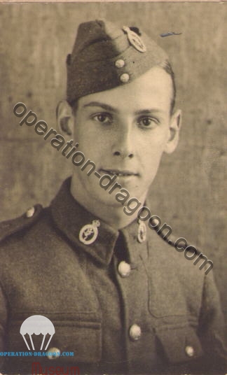 Peter REALF , 1940's, 48th Divisional Signals.