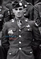 Sergent Tony FRUSCELLA.