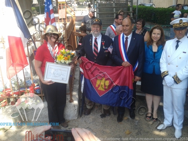 Bob lors de sa visite en France, ici à Barjols ou son unité à connu de dur combat pour la libération de la ville, 2014