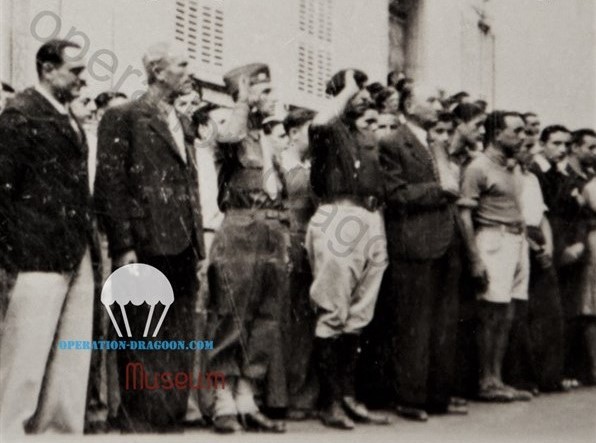 Jean Marie BLANC, (au ventre, beret au salut) commandant en chef des forces de la résistance du secteur Les Arcs, La Motte, Le Muy, Trans en Provence, Le Thoronet, Taradeau, Vidauban. Il commandera près de 600 hommes.(photo prise fin aout 1944 au Arcs.)