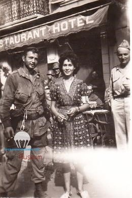 509's paratrooper with French resistant Nicole CELEBONOVICH, in St Tropez after the liberation of the town.