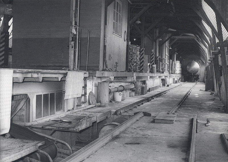 Man ein Modellbahner mag von einer Anlage auf dem Speicher träumen, wenngleich der Maßstab sicher kleiner sein dürfte. Werkfoto Luhns/ Sammlung VOBA