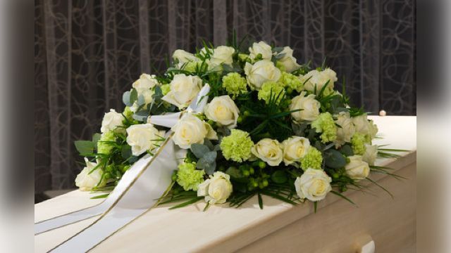 Allestimento-funerali-completi-LaPavese-onoranze-funebri-roma-eur