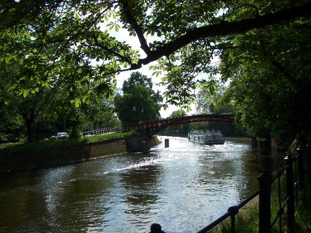 malerische Kanäle-Landwehrkanal in Tiergarten