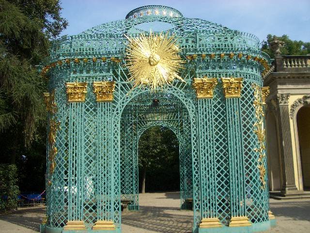 Gitterpavillon am Schloß Sanssouci