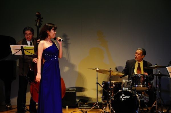 2010年11月21日武蔵野公会堂「New Voice」ドラム諸田さんとアイトーク
