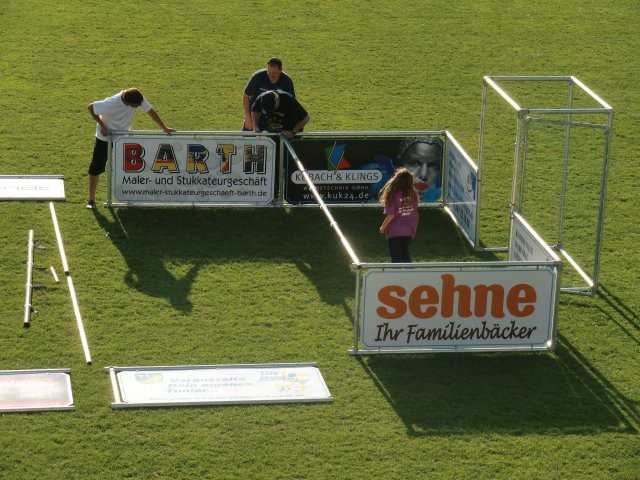 Seitenteil "Barth" einstecken und festziehen