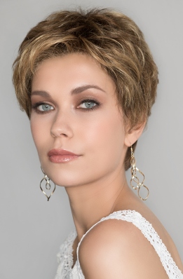 modele perruque cheveux courts