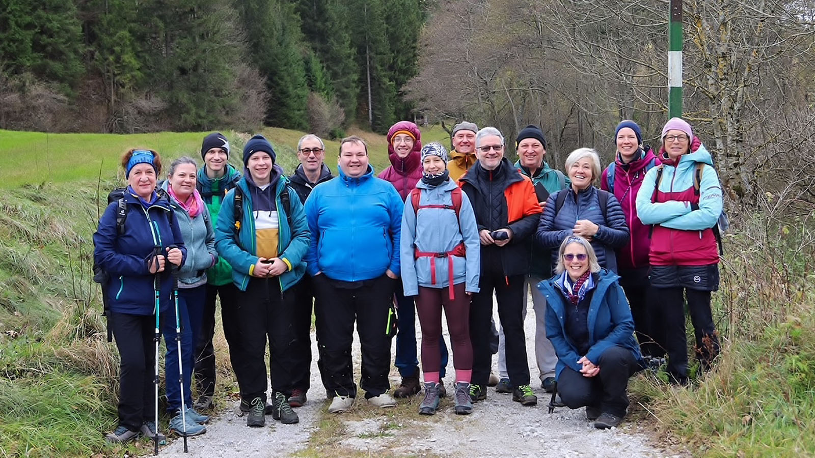 Am Montag Gruppenfoto in der Kalten Kuchl.