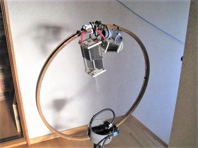 直径65㎝　自転車リムに銅箔巻き付け:HF　10~29Mhz用　MAG-LOOP アンテナ:2023.02.19以降の運用時使用　その１