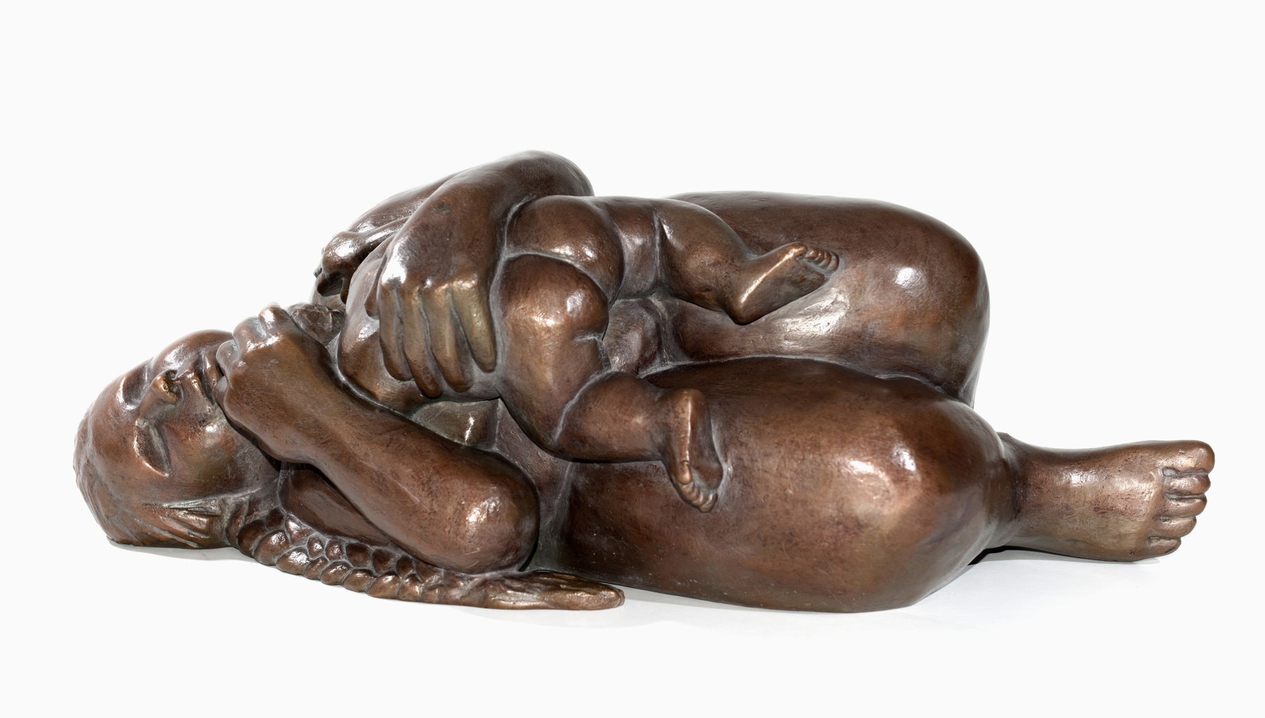 35  Frau mit Kind 2016  52x52x35cm    Bronze   