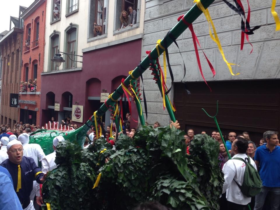 ドラゴン　Dragon