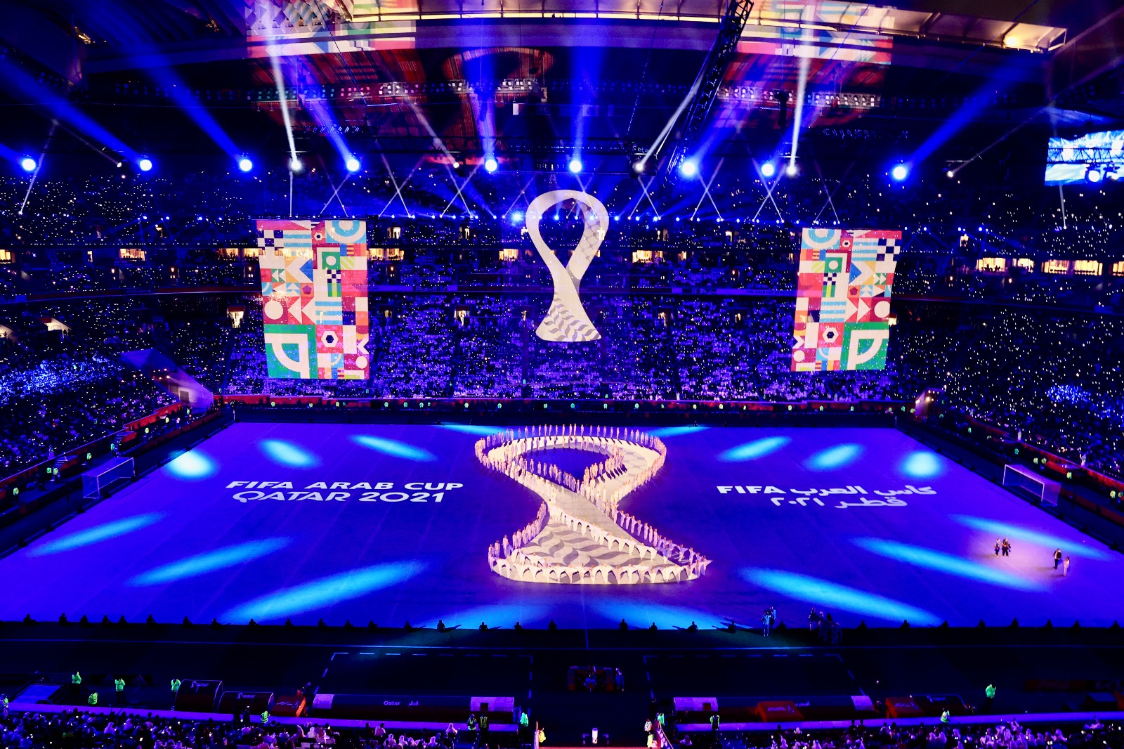 中東 アラブ地域初のサッカーｗ杯 Fifa ワールドカップ カタール22大会 開催まであと１年 日本スポーツ用品大賞