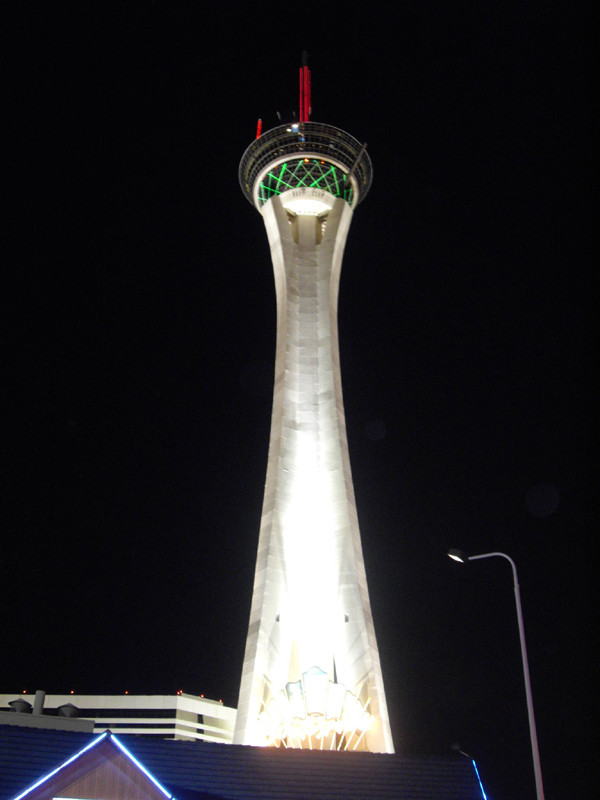 la stratosphere tower,
