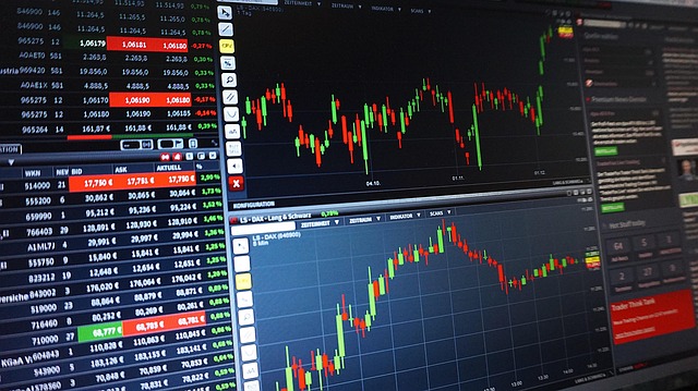 Internationale Finanzmärkte starten nervös in die Woche - DAX belasten hohe Energiepreise und schwache Vorgaben aus Asien - Tipps für Anleger