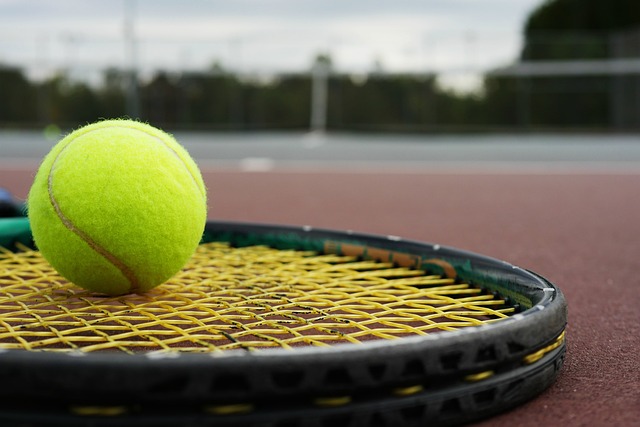 Sportgeschichte: Das Farbfernsehen sorgte für gelbe Tennisbälle