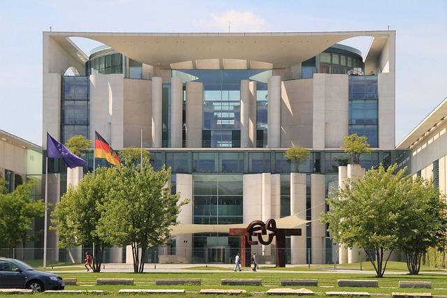 Umfragen Politische Stimmungslage: AfD stärkste Partei, Werte für Merz und Regierungskoalition desaströs