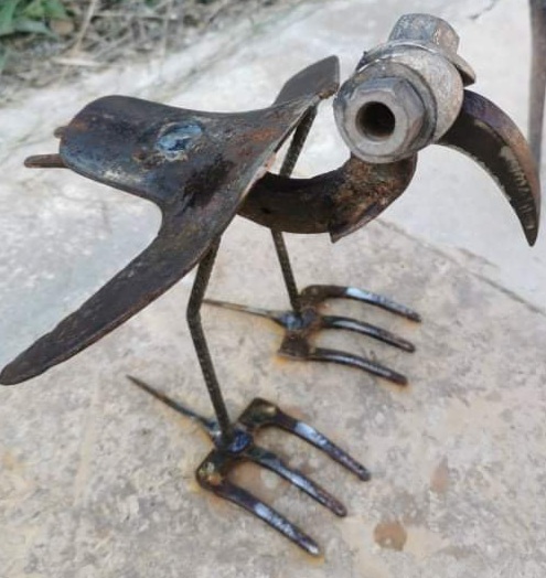 Oiseau h 15 cm indisponible 