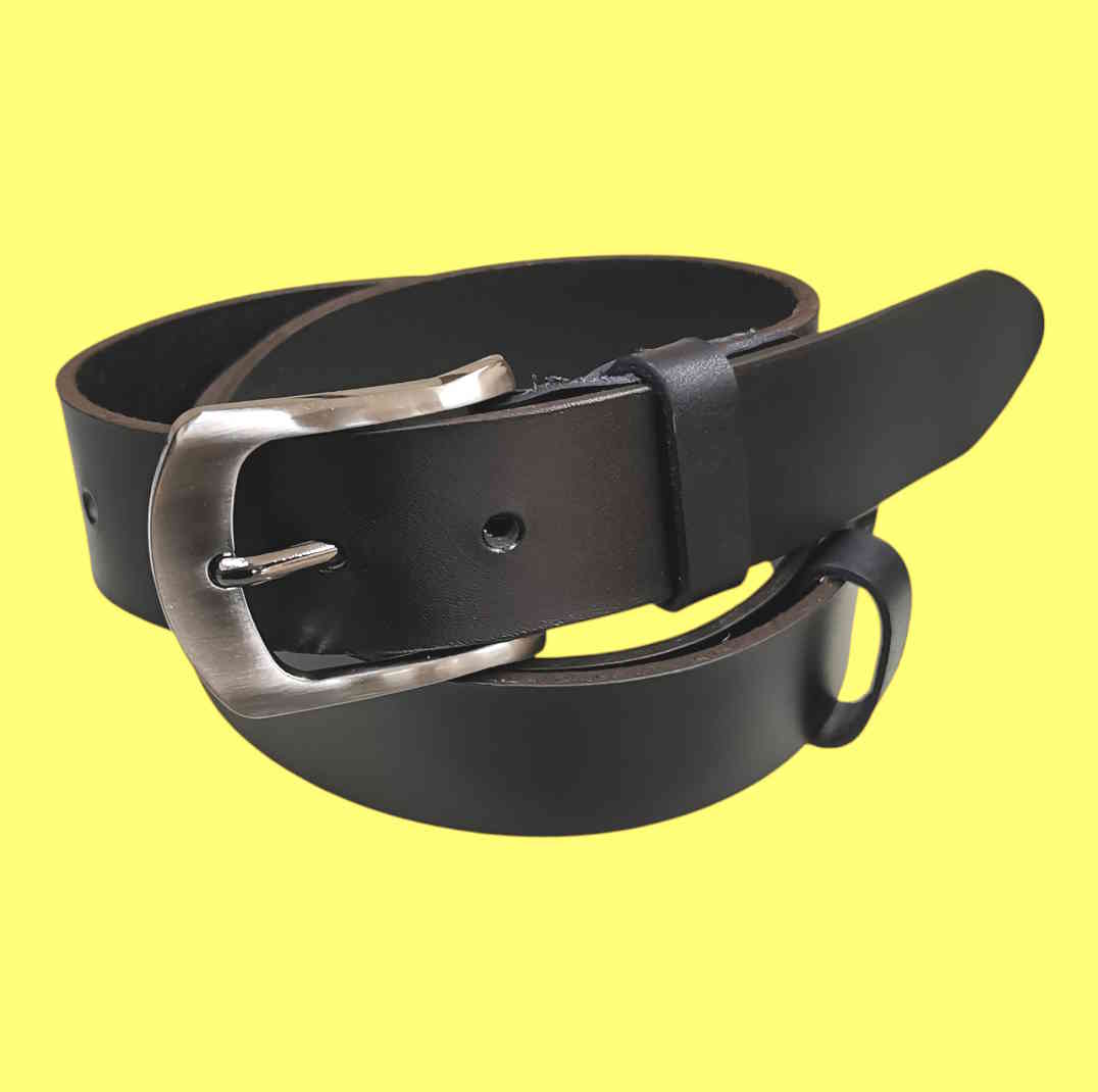 cintura in cuoio nero