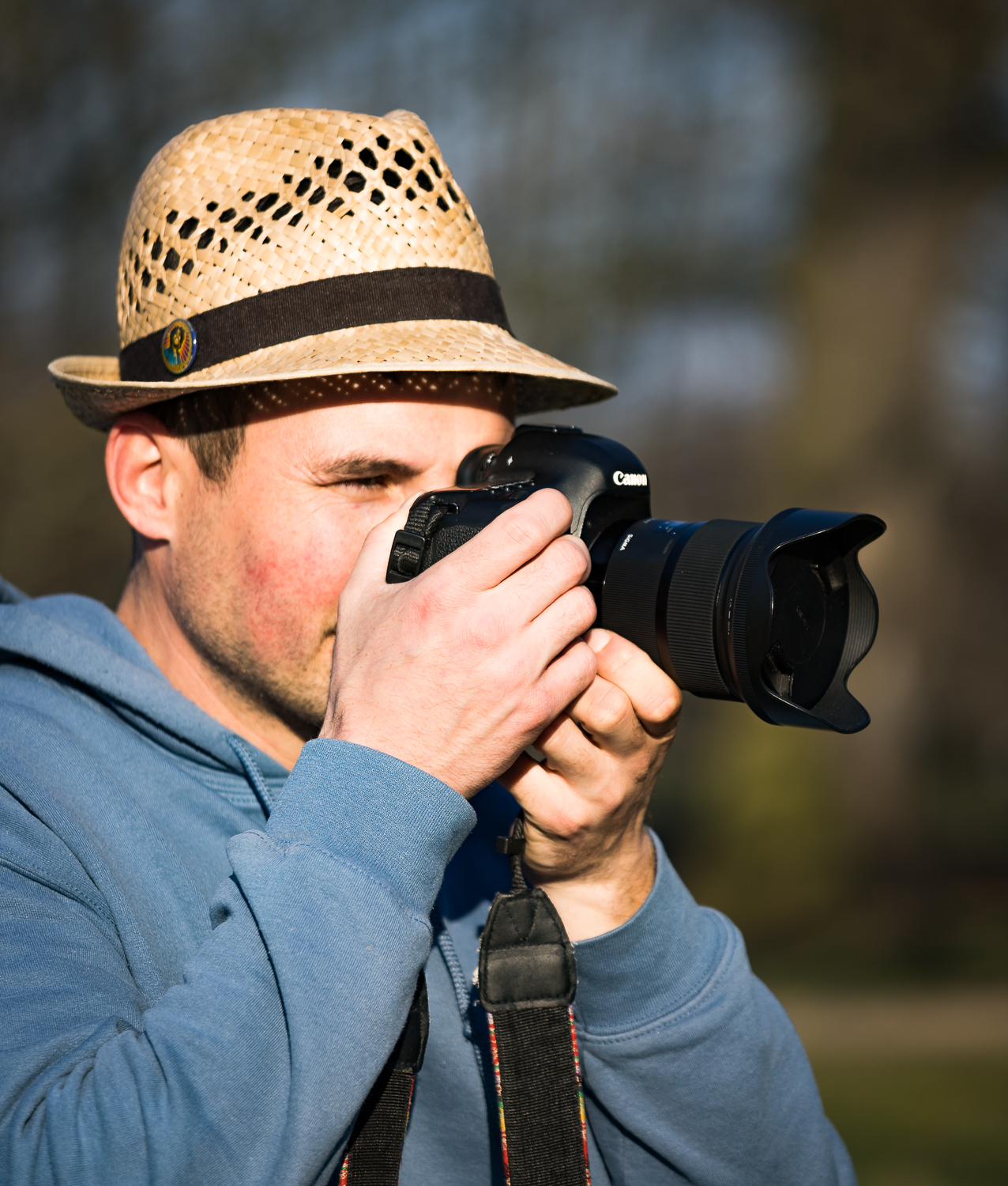 Portrait Danny Jüngling Strohhut Pictures