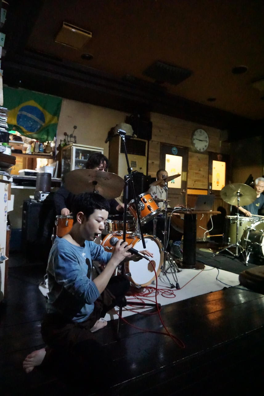 即興ライブ@名古屋市ブラジルコーヒー2022