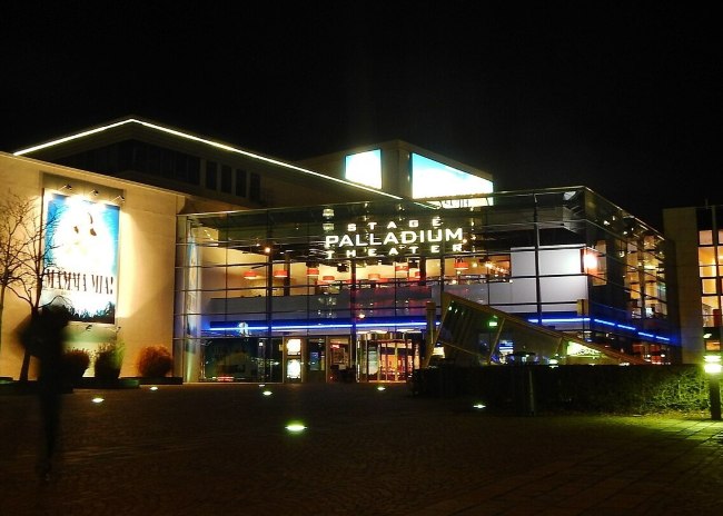 Stage Palladium Theater Stuttgart von Außen