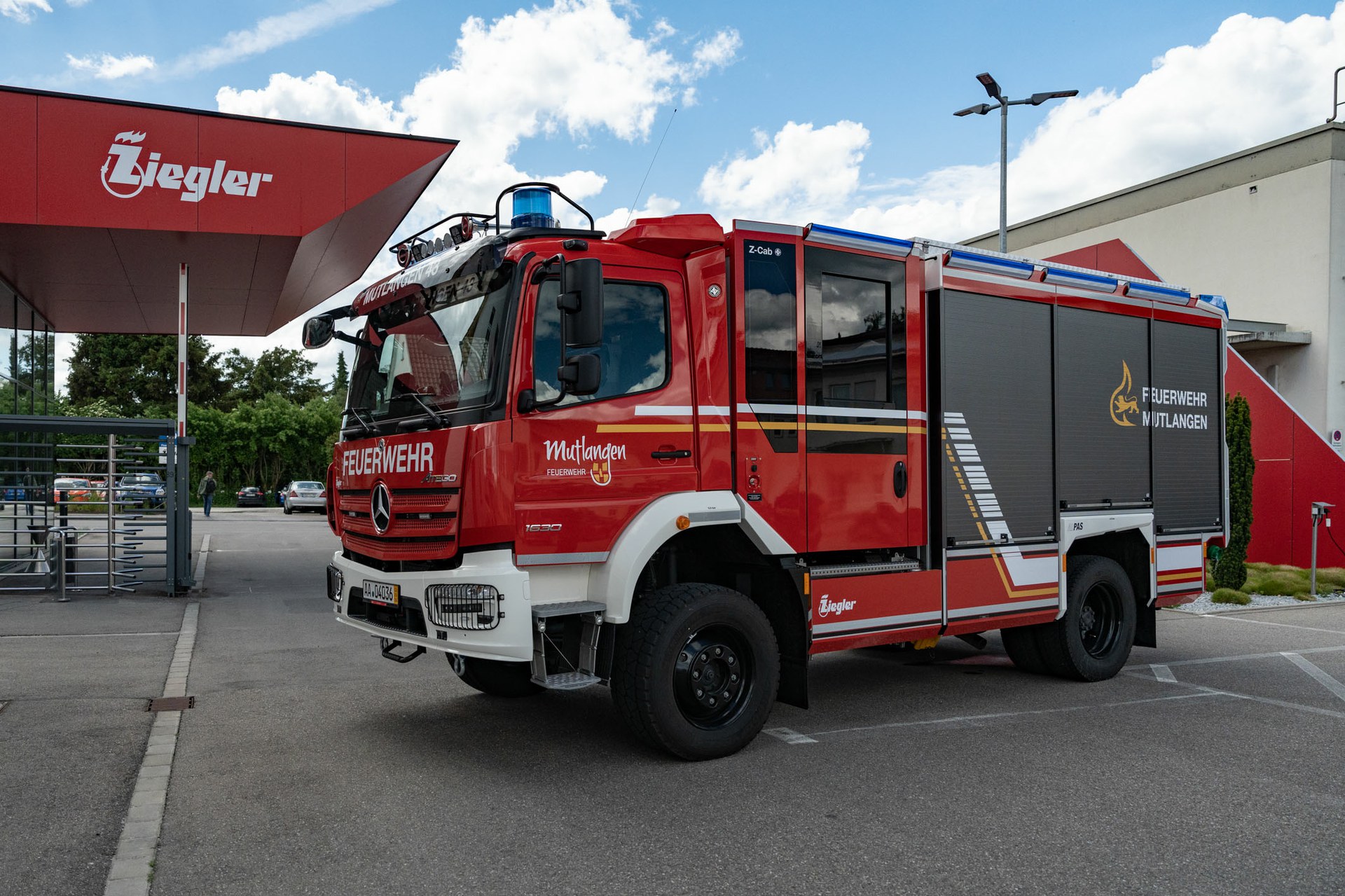 HLF 10, FF Mutlangen, Ziegler auf Mercedes