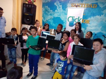 dona equipos tecnológicos en Bogotá