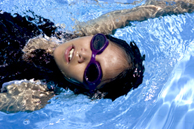 Babyschwimmen, Kleinkindschwimmen, Schwimmschule Stefanski, Anfängerschwimmen, Auster, Bad zur Sonne, Hallenbad Gratkorn, Hallenbad Kalsdorf, Tauchturm Seiersberg, Hallenbad Pachern