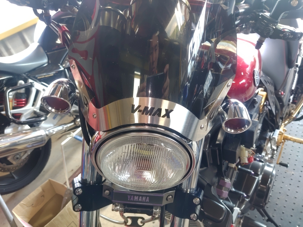 ウィンカー交換します。元
