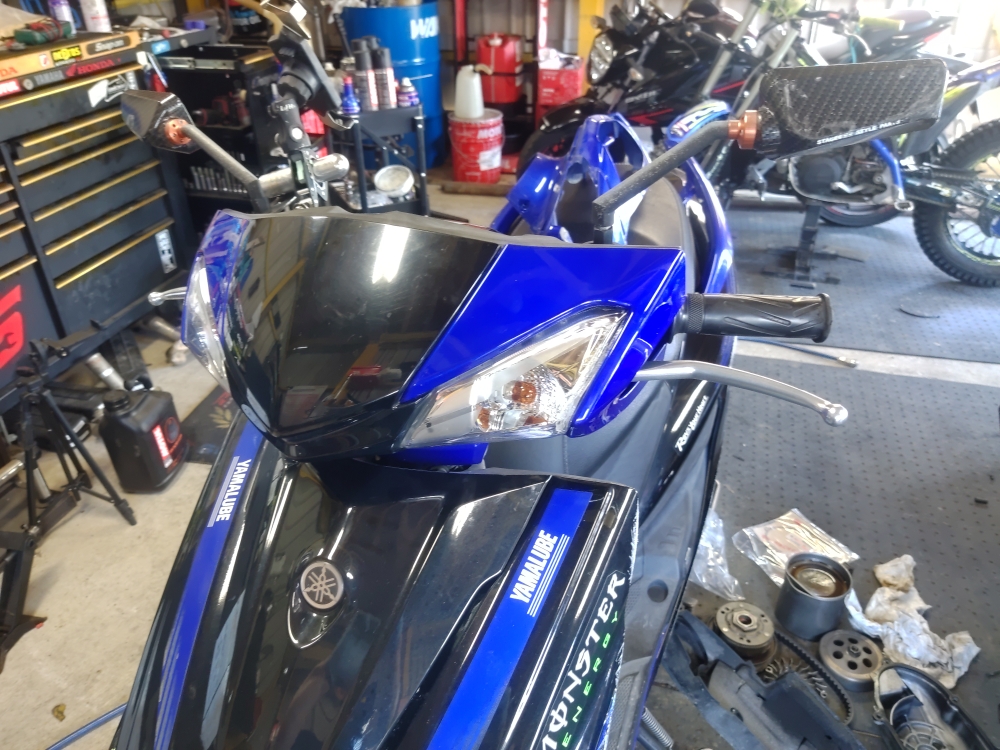 交換しております。