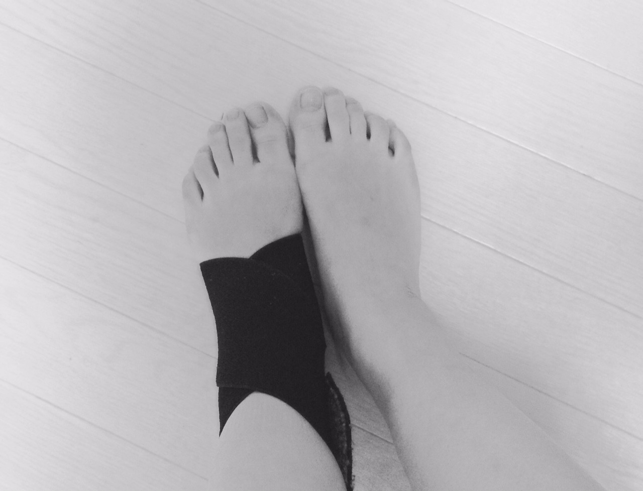 ねじれた骨を元にもどす 足首の違和感の謎解き 頭痛 疲労 倦怠感 めまいに ねじれた骨を元にもどす 足首の違和感の謎解き 頭痛 疲労 倦怠感 めまいに