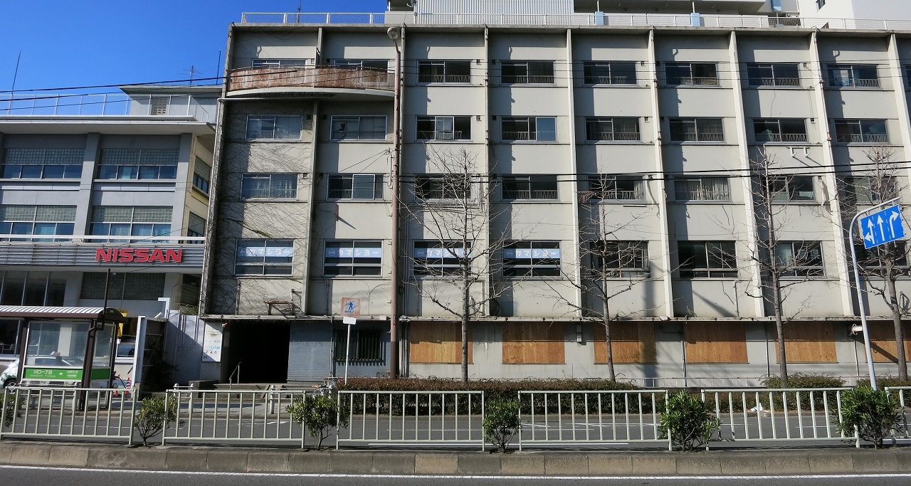 前面５